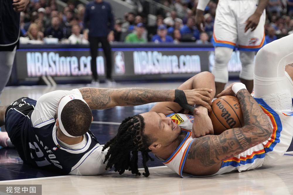 贫富差距虽 贫富差距虽