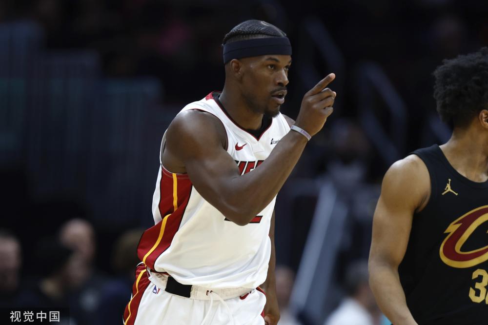 功签下费尔 功签下费尔