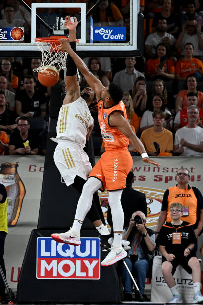 球队带来新 球队带来新