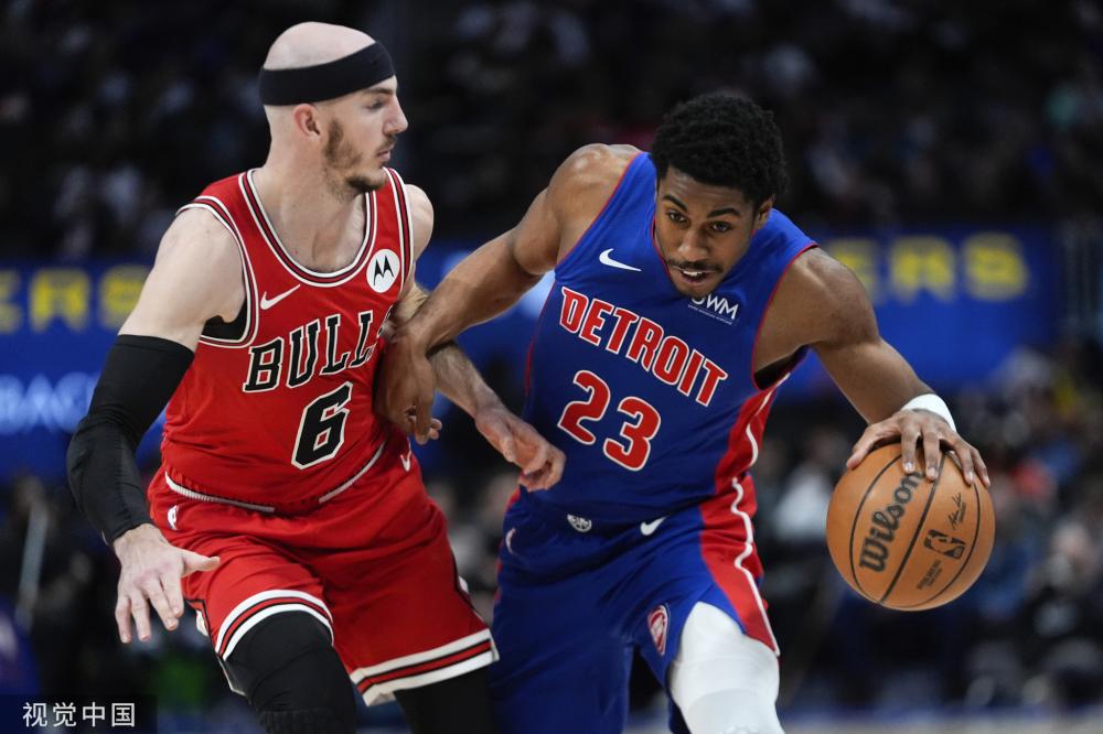 如今效力于 如今效力于